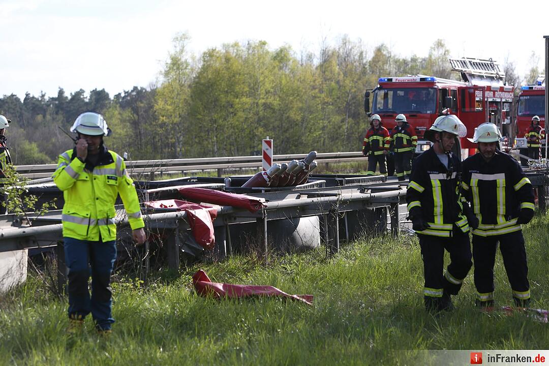 Schwerer Lkw-Unfall auf A6 bei Nürnberg