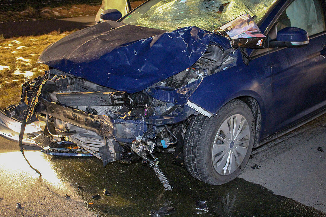 Quadfahrer und Sozia bei Frontalcrash getötet