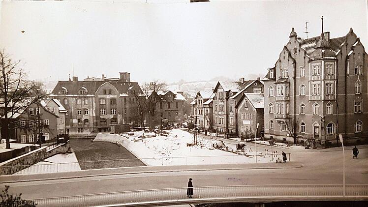 Blick auf die damals neu erbaute Heilig-Kreuz-Brücke in Coburg im Jahr 1956Foto:CT-Archiv/Frick