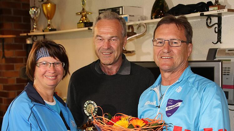 Uta Frötschner  wurde von  Oberbürgermeister Frank Rebhan und Organisator Gerhard Heilmann besonders geehrt. Michael Stelzner