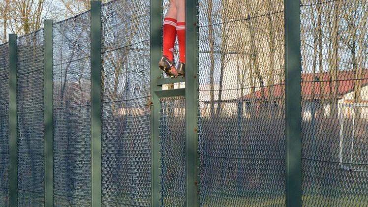 Selbst ist der Mann: Johannes Friedl von der U-19 der JFG Wern-Lauertal. Foto: ssp