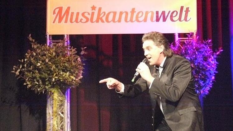 Lokalmatador Josef Holzmann ist kurzfristig eingesprungen.