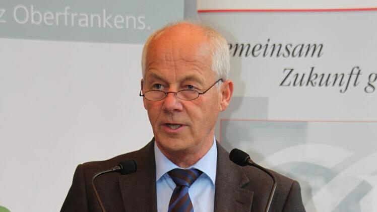 Michael Pfitzner vom Arbeitskreis  Schule-Wirtschaft führt die Rekordbeteiligung an Ausstellern auf den  demografischen Wandel zurück. Foto: Stephan Stöckel