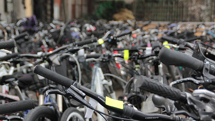 Bamberg: Stadt versteigert Fundfahrr&auml;der - Infos und Ablauf