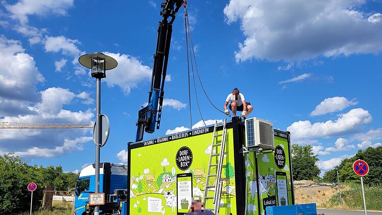 Erste "Dorfladenbox" in Franken feiert Eröffnung - Betreiber erläutert Konzept