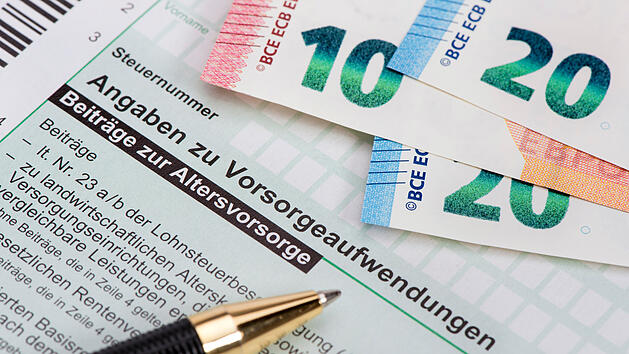 Steuern, Euro, Steuererklärung