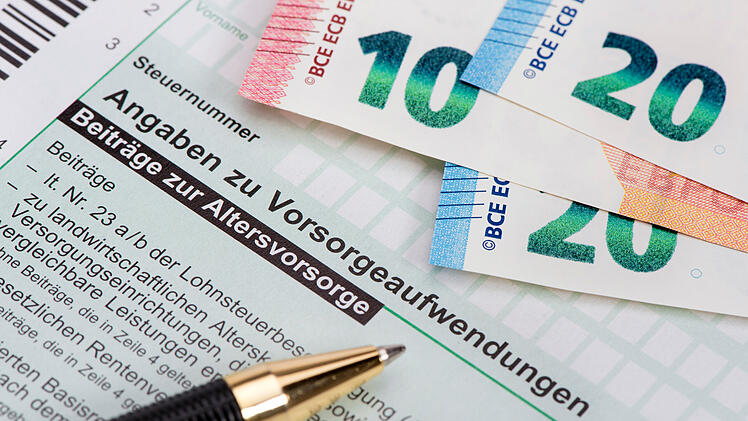 Steuern, Euro, Steuererklärung