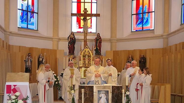 Der "Tag der Arbeit" begann mit einem eindrucksvollen Gottesdienst in der Pfarrkirche St. Josef Wilhelmsthal.Heike Schülein