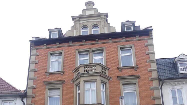 Das  Jugendstilhaus in der  Spitalstraße,  in echt.