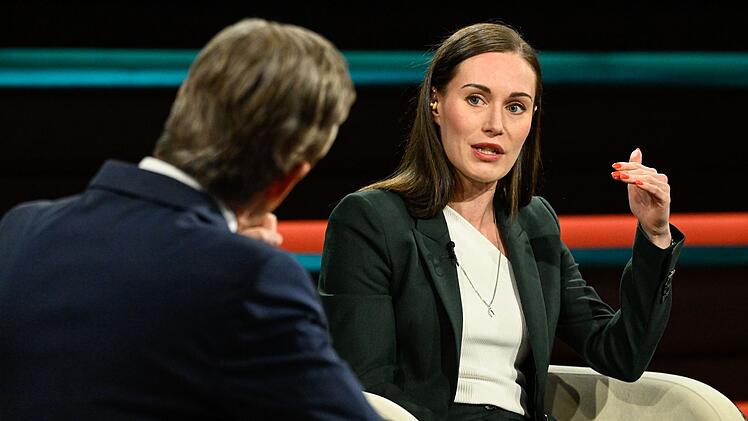 Finnlands ehemalige Ministerpr&auml;sidentin Sanna Marin erkl&auml;rte bei "Markus Lanz", was hinter der Widerstandsf&auml;higkeit des finnischen Volkes steckt.