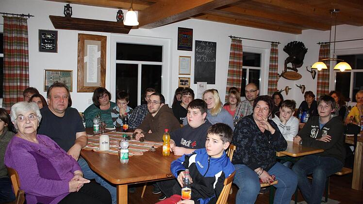 Die Versammlung war sehr gut besucht.