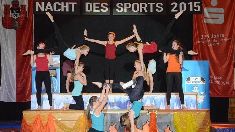 Turnerinnen des TSV Bad Kissingen eröffneten die "Nacht des Sports".  Fotos: Peter Rauch