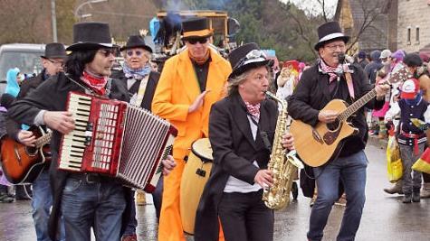 Die "Fregger" sorgten für Stimmung beim Neuschleichacher Umzug.