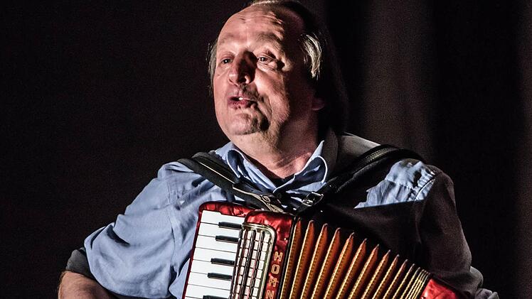 Jan Burdinski begeisterte mit seinem Ringelnatz-Abend. Foto: Jochen Berger