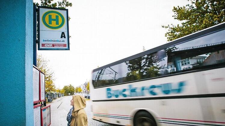 Bewohner von entlegenen Ortschaften sollen ab 2020 innerhalb einer, maximal zwei Stunden mit dem Bus sogenannte zentrale Stützpunkte erreichen können. Außerdem werden Querverbindungen innerhalb des Landkreises neu geschaffen.  Foto: Archiv/Hendrik Steffens