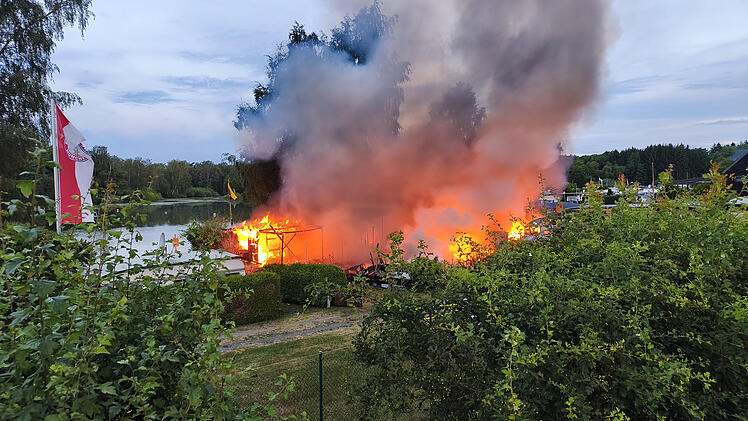 Brand auf Campingplatz in der Oberpfalz