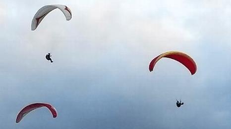 In der Gruppe ist es oft leichter, die Thermik zu finden.