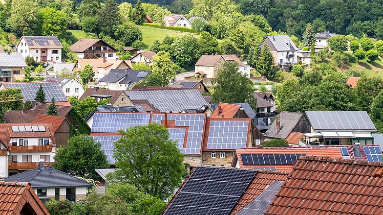 Solaranlagen auf D&auml;chern.
