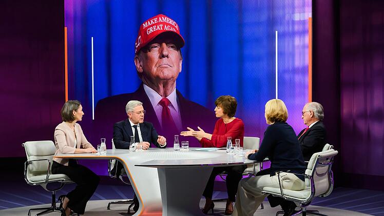 "Ich bin genauso geschockt, aber überrascht bin ich nicht", ordnete Sicherheitsexpertin Claudia Major (links) die geleakten Papiere über die US-Strategie in Europa. "Das ganze Europa-Kapitel ist eine Mischung zwischen Herablassung, Verachtung und Feindseligkeit."