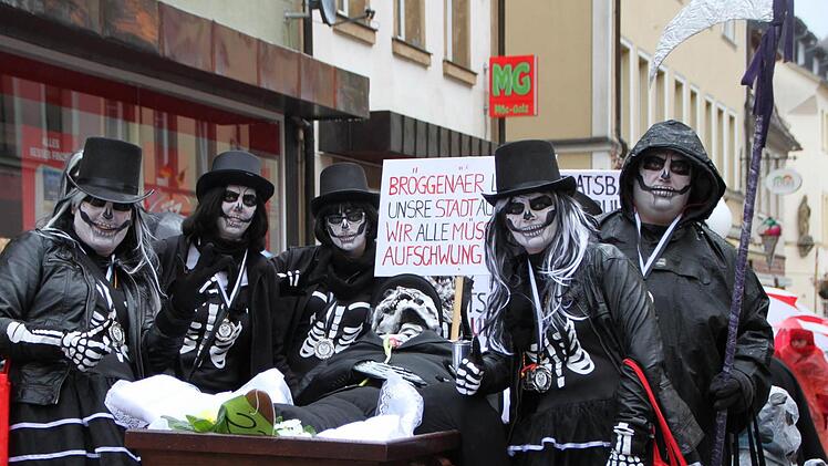 Stolze Abordnung der Gardemuttis Foto:Ulrike Müller