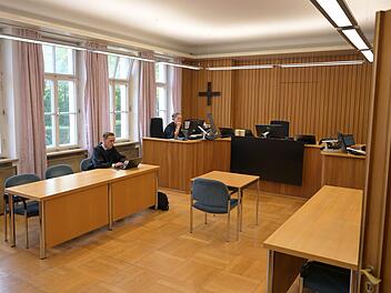 Reichling: Stasi-Methoden im Rathaus - Ex-Bürgermeister verurteilt Reichling: Stasi-Methoden im Rathaus - Ex-Bürgermeister verurteilt