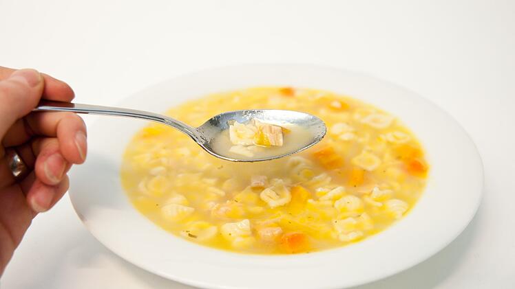 Hühnersuppe