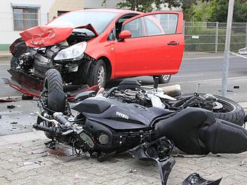 Schwer verletzt wurde ein 20-jähriger Motorradfahrer bei einem Unfall am Donnerstag. Foto: Matthias Einwag