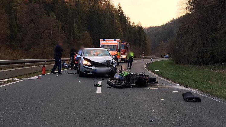 Auf der zwischen Waischenfeld und Nankendorf ereignete sich der Verkehrsunfall,  Foto: Freiwillige Feuerwehr Waischenfeld