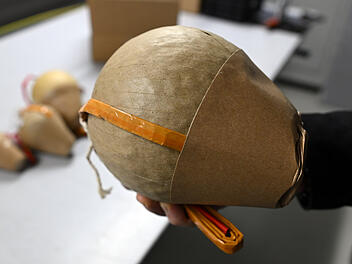 Frickingen: Explosion von Kugelbombe verletzt Mann (38) vor Silvester