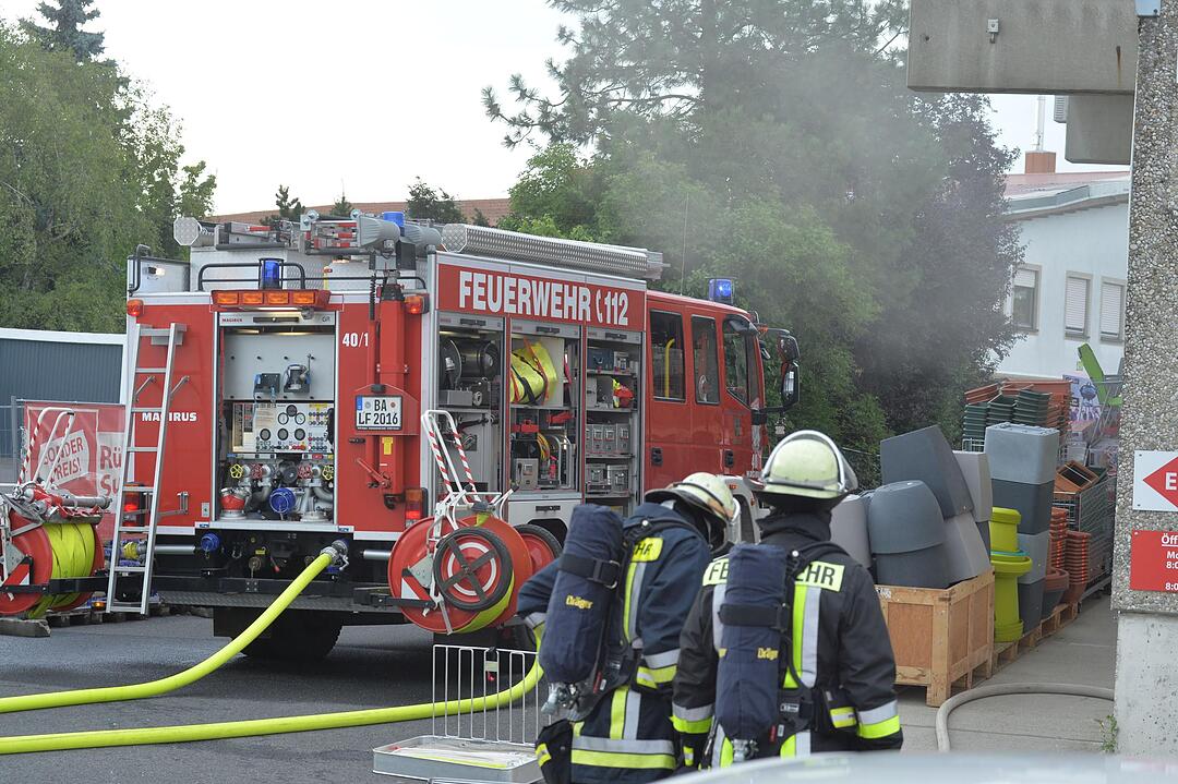 Hallstadt: Hoher Schaden bei Baumarkt-Brand
