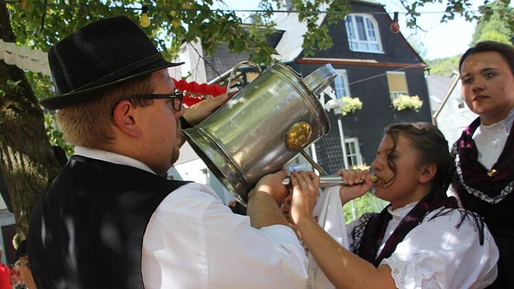 Ebersdorf hält auf seiner Kerwa die Traditionen hoch.Veronika Schadeck