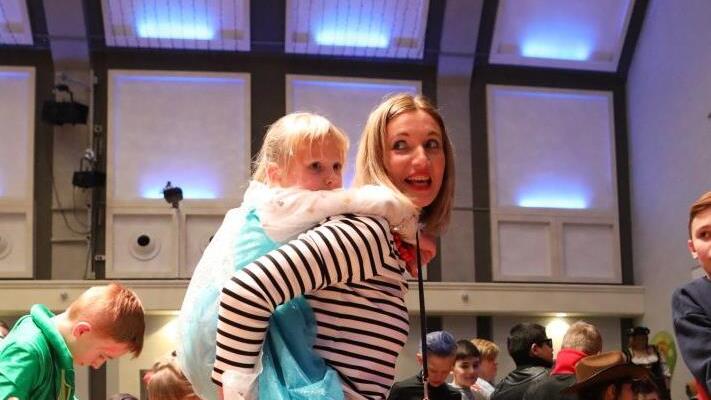 Impressionen vom Kulmbacher Kinderfasching in der Stadthalle Barbara Herbst