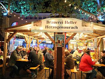Bier aus Herzogenaurach auf der Kirchweih in Fürth Foto: Udo Dreier