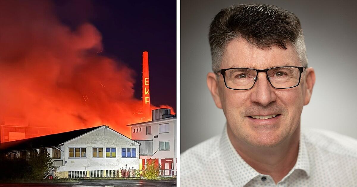 Dietersheim: Brand auf Industriegelände - Bürgermeister löscht Feuer mit