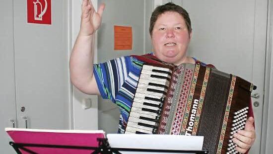 Mirjam Wellein sang ein Lied auf die Besucher aus Unterfranken.