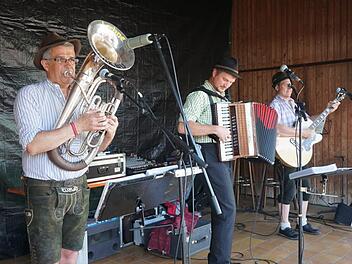 Ein voller Erfolg wurde der Auftritt von Spilk (Foto) und Fredi Breunig beim Open-Air des Heimatsvereins Schmalwasser.  Foto: Marion Eckert