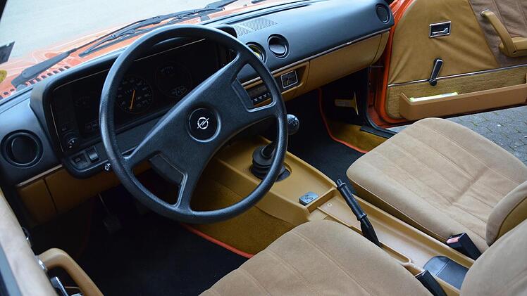 Technischen Schnickschnack sucht man im Manta vergebens.