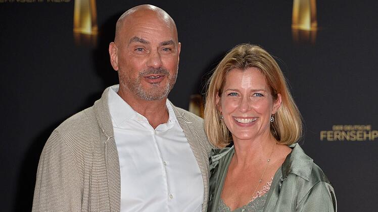 Seit langem ein Paar, seit 2021 auch verheiratet: Manuel Graf und Valerie Niehaus.