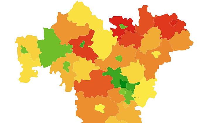 Die Gehälter in Franken sind sehr unterschiedlich - in Erlangen verdient man am besten, im Landkreis Coburg ist das Einkommen eher niedrig. Grafik: Johannes Görz /Datawrapper