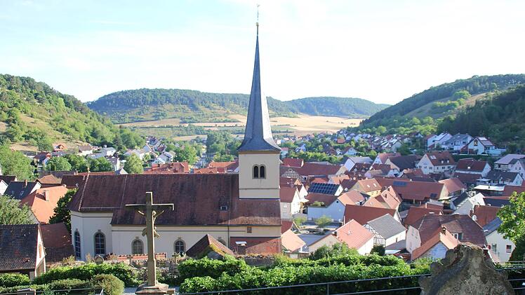 Blick vom Langenberg auf Sulzthal Foto: Hilmar Ruppert