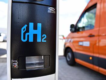 Eine Wasserstofftankstelle als Zukunftsvision für Bad Brückenau? Davor müssen noch viele Hürden genommen werden. Foto: Martin Schutt/dpa