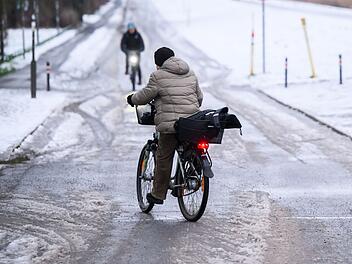 Wetter in Franken: Regen, Glatteis und Schnee erwartet
