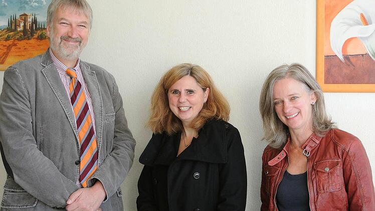 Sie haben einiges mit der Krankenhaus-Sanierung zu tun (von links): Stephan Kolck, Birgit Braunschmidt und Beate Mauermann.