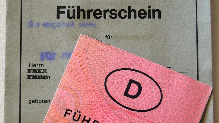Umtausch "alter“ Papierführerscheine - Frist läuft für diese Jahrgänge bald ab.