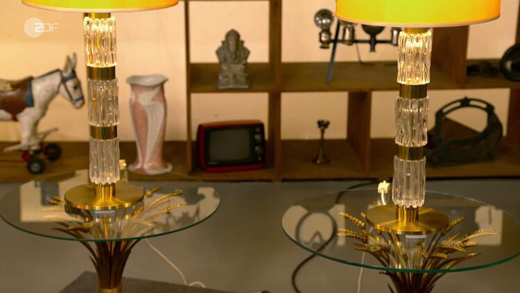 Beide Glasplatten waren stark zerkratzt.