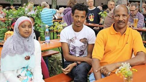 Nimu, Chali und Seifu beantworteten die Fragen der FT-Redakteure auf der Bühne.