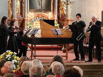Auf Instrumenten wie sie vor 400 Jahren gespielt wurden, gab das Ensemble Concerto Bassano um den Hofer Rene Jampen ein Konzert im Rahmen der Feiern zum Grafengehaiger Jubiläum. Foto: Klaus Klaschka