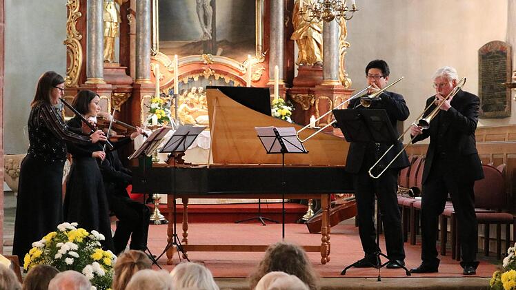 Auf Instrumenten wie sie vor 400 Jahren gespielt wurden, gab das Ensemble Concerto Bassano um den Hofer Rene Jampen ein Konzert im Rahmen der Feiern zum Grafengehaiger Jubiläum. Foto: Klaus Klaschka