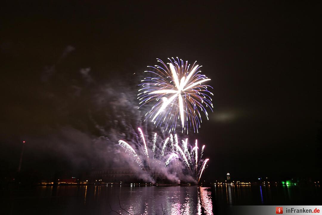 03Volksfest Nürnberg - das Feuerwerk