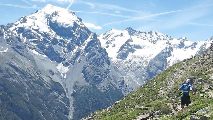 Nach dem ersten steilen Anstieg bot sich den Teilnehmer ein herrlicher Blick auf das Ortlermassiv.